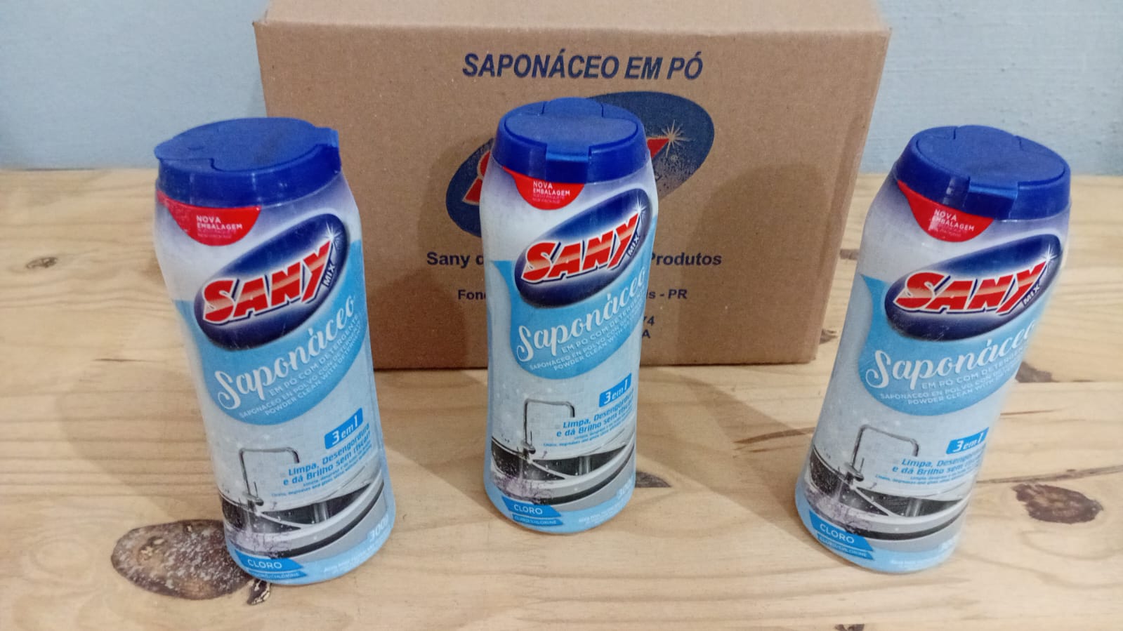 Sapon&aacute;ceo em P&oacute; Cloro 300g